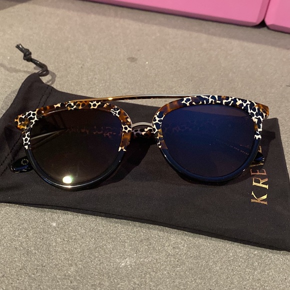 New Krewe CLIO sunglasses in Memphis to Black 24k with dustbag - Picture 5 of 6